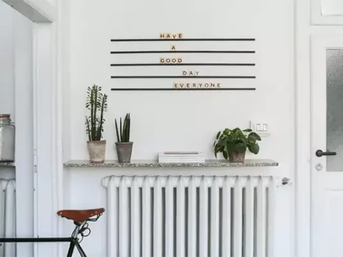 menu de restaurant avec lettres en bois