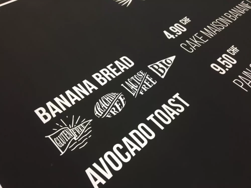 détails d'un menu de retaurant sur ardoise