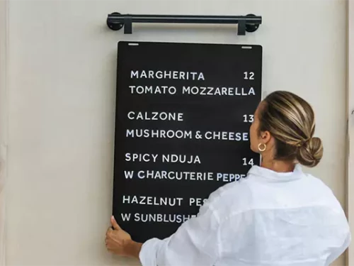 porte menu suspendu en ardoise