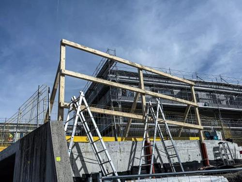 fabrication de panneau de chantier personnalisé dans l'arc Lémanique par stick-up.ch