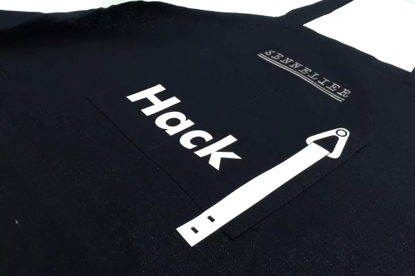 tablier de service bleu sur mesure