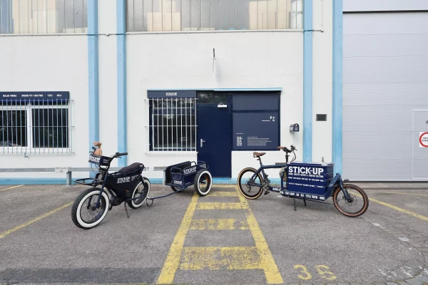 un exemple de branding d'un vélo cargo