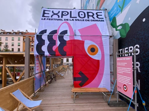 une structure avec des bâches micro perforées