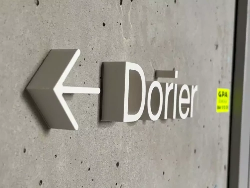 image de mur avec une flèche 3d