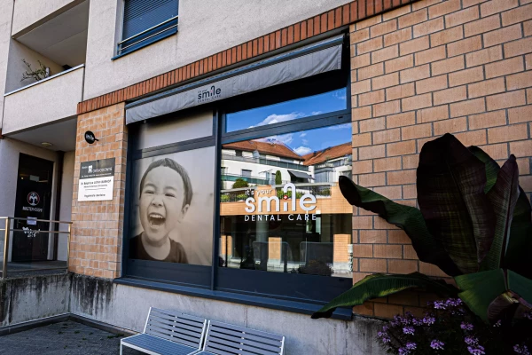 volant de store pour la clinique smile