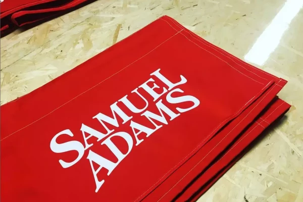 fabrication de volant de store publicitaire de bière